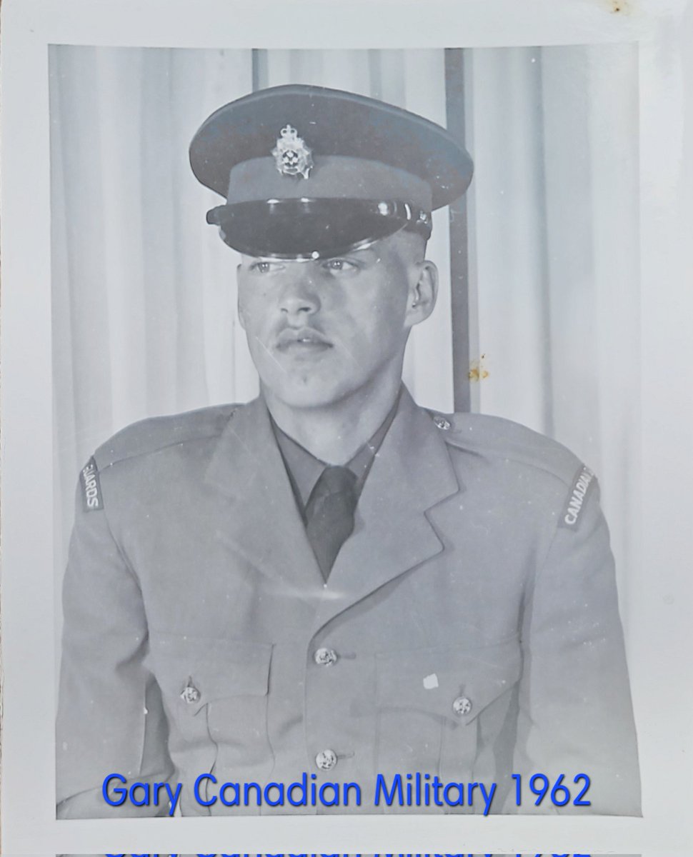 AllynJanicki's tweet photo. This is my Dad. Aged 18. Served as a  peacekeeper. I am proud and thankful for his service. #RemembranceDay2024 https://t.co/K1ZIazOBJI