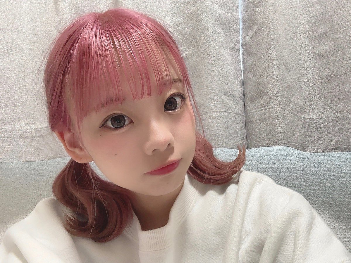 ぴんく髪好評過ぎて嬉しいദ്ദി ˃ ᵕ ˂ )