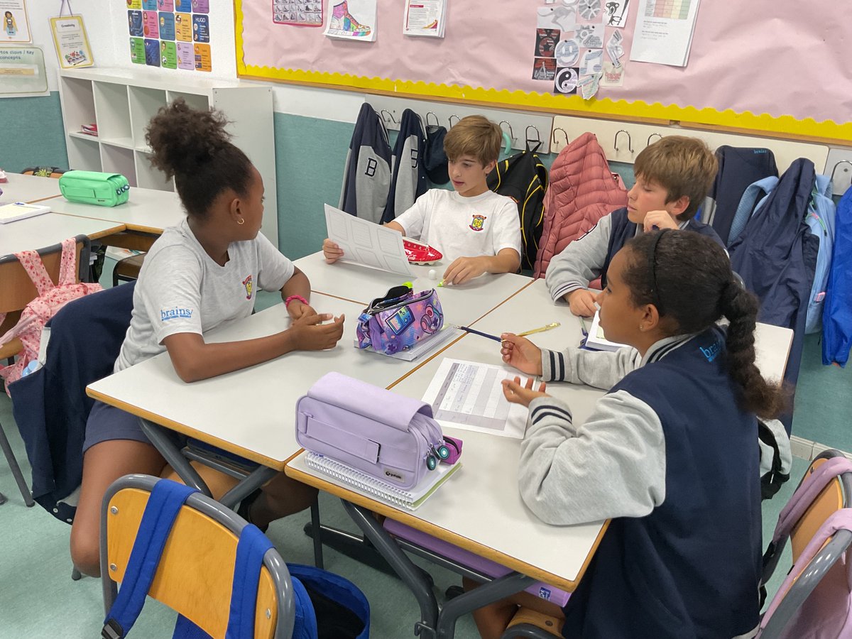 Colegio_Brains's tweet photo. El alumnado de 6º de Primaria de Brains La Moraleja en francés sigue indagando en su identidad en la unidad PYP "Quiénes somos." 

¡Gran sorpresa al ver que ya pueden expresarse en este idioma! 👏 ¡Somos buenos comunicadores! #PYP #Brains https://t.co/qHoumqQNfX
