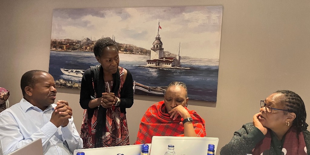 VitalStrat's tweet image. 💡Last week in Istanbul, government officials from seven countries came together for a #DataToPolicy workshop to develop policy adoption plans for critical public health issues, particularly for women:

✔️ Hypertension in pregnancy in Ethiopia and Maharashtra, India
✔️ Emergency…