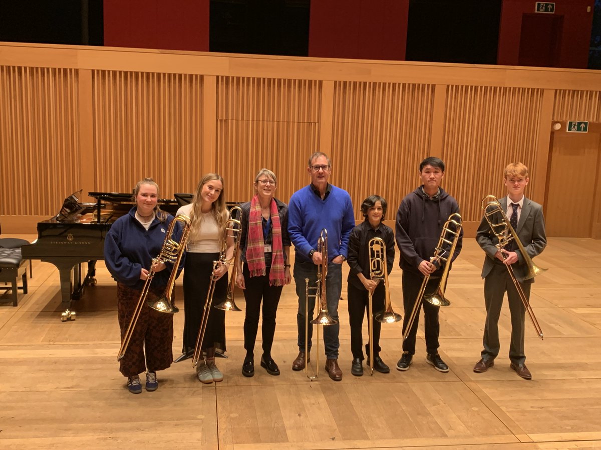 Roger Argente tweet media