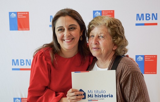 #OHiggins: Ministra <a href="/MinisterioBBNN/">Bienes Nacionales</a> encabeza entrega de más de 400 títulos de dominio para familias