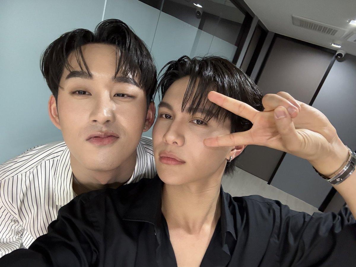 Williamjkp1's tweet photo. ครั้งแรกเบยยยยยยย ชอบมั้ยยยย😚 #GarnierVitcPlusxWilliamEst https://t.co/cZqaSxwzDI