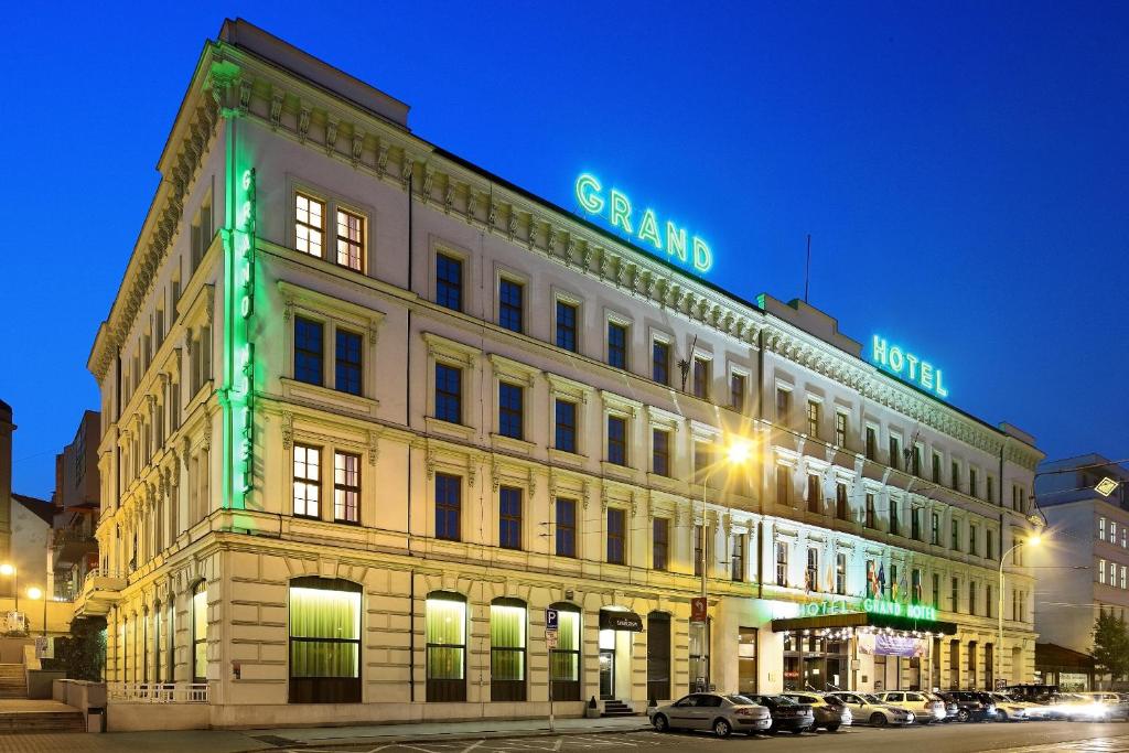 Arrived! Hello, South Moravia! <a href="/Grandhotelbrno/">Grandhotel Brno</a> #fall2024 #vacation #brno ❤🇨🇿