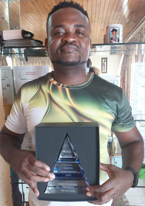 ForexCup's tweet photo. New Contender Joins FTC 2024: South African Trader Josue Nauzaya Ngingasa Sets His Sights on Victory
South African trader Josue Nauzaya Ngingasa, who claimed 2nd place twice, is joining the ForexCup 2024! Can he finally take the top spot?
◾️ Visit: https://t.co/Dqchl95Auq
#Forex https://t.co/bWBmUoi9Bm
