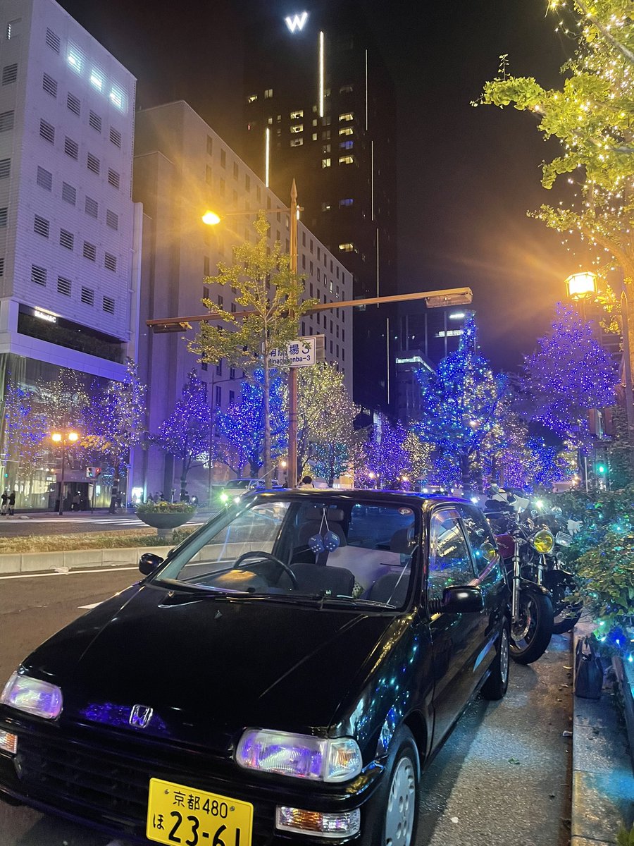 gift_0101's tweet photo. 御堂筋 https://t.co/n9cdC9Lnv4