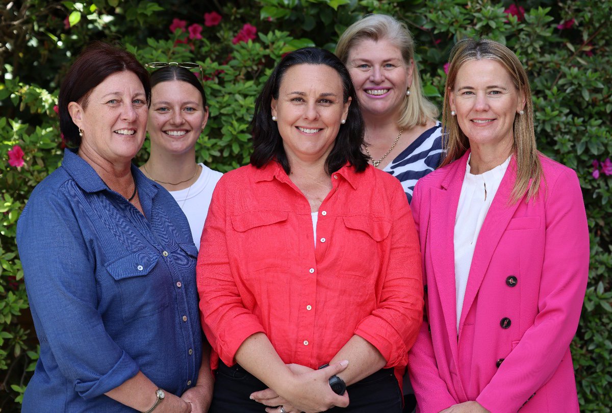 Last week I had the absolute pleasure of supporting the Yuna Bus Committee Reps to highlight the importance of retaining school buses in local communities. It’s been a big few months to get reinstatement of the SE yuna bus. This is community working together at its best. 🙌