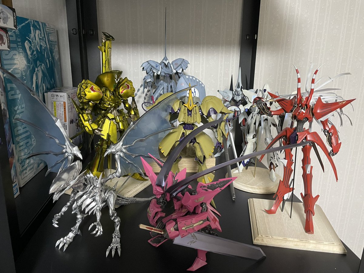 kokoro021104's tweet photo. 今年は順調
#ファイブスター物語
#ガレージキット https://t.co/lmswpgzW7l