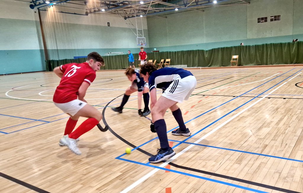 BrayHC's tweet photo. The Under 18 Boys Indoor Squad had a fantastic tournament in Gormanston yesterday finishing up 2nd overall and playing some fantastic indoor hockey.

Very well done to all the lads and coach John Lush.

Thanks to @boynehc for a great day and a well ran tournament.

#BeBrayve https://t.co/MargszXYfq