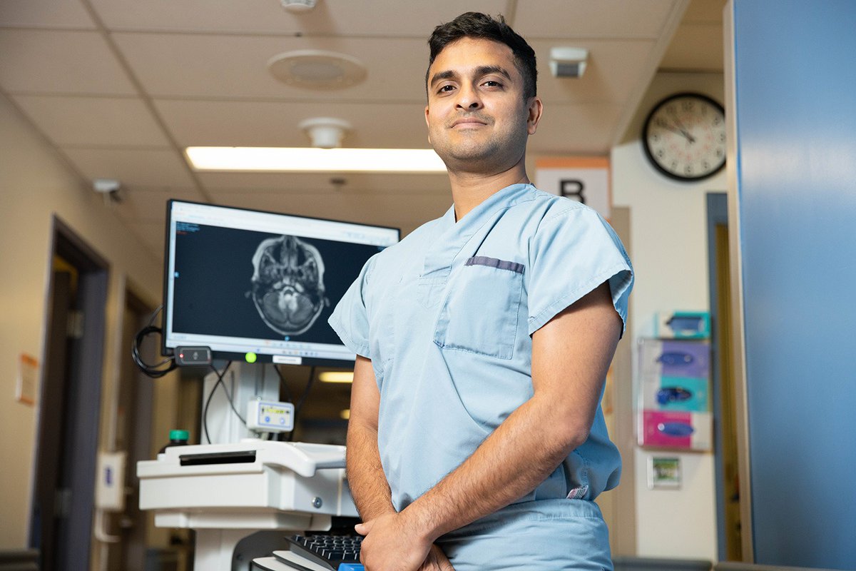 #TemertyMed/<a href="/UnityHealthTO/">Unity Health Toronto</a> Dr. Akash Goel is launching a global trial to test the impact of MDMA on chronic nerve pain. bit.ly/4erJwtQ