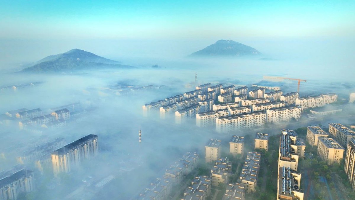 DiscoverHuishan's tweet photo. A photography contest in #Huishan's Yangshan town has wrapped up, unveiling a collection of exceptional shots that capture the area's stunning beauty. Explore these breathtaking views with us! #CaptureHuishan https://t.co/s2BEuiELFL