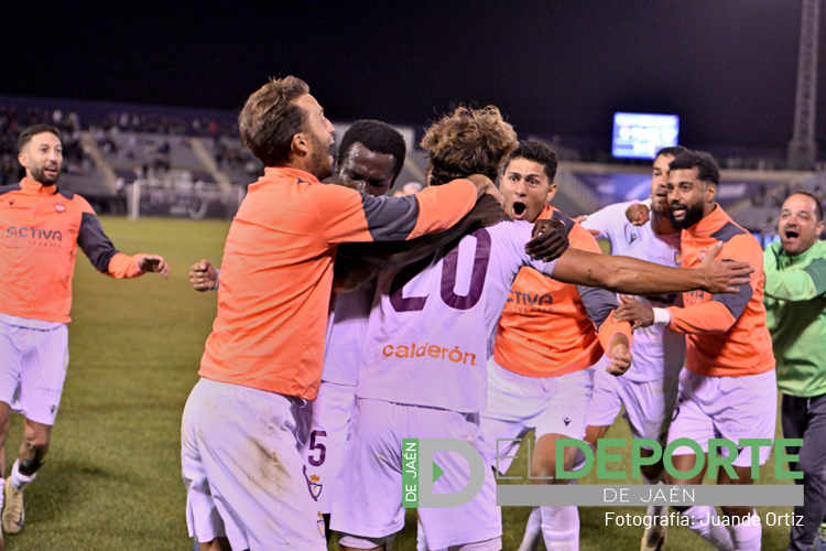 eldeportedejaen's tweet photo. ⚽️ Las imágenes del derbi entre Real Jaén y Atlético Porcuna

📸 Fotos de @JuandeOrBea 

Galería completa aquí ⤵️
https://t.co/iuaJlWIlJE https://t.co/tX2ZuHY39i