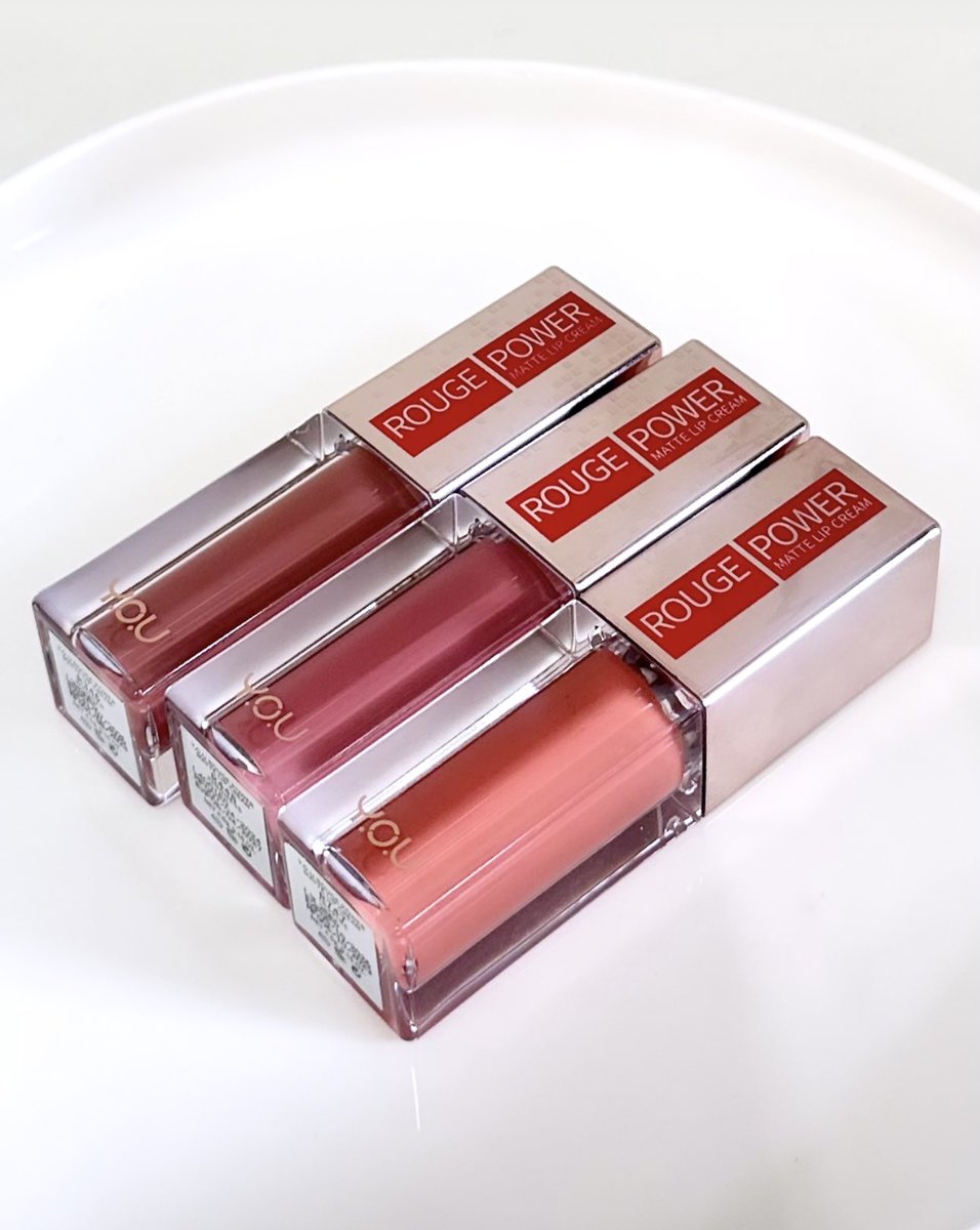 Newkigeegy's tweet photo. ลิปแมทท์ของ Y.O.U รุ่น Power Matte คือทำถึง สวยมากกก น้องเป็นลิปแมทท์ที่เม็ดสีแน่น ชัดเจน!! ชอบความที่ล็อคเม็ดสี กลบสีปากได้เริ่ด ติดทนนาน 18 ชั่วโมงเลย สีปากก็คือคมชัด สวยยย ชอบมาก เป็นลิปแมทท์ที่ควรมีติดกระเป๋าไว้สุดๆ ❤️✨
#YOUBeautyTH #YOURougePower #YOUmakeups #YOULipObsession