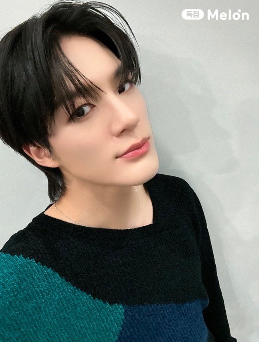 jenmong23's tweet photo. melon #jeno #제노

its an album where you can feel the refreshing dreamies after a long time, please enjoy it to your heart’s content~! https://t.co/pOBob584Yo