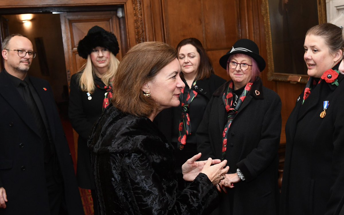 Cardiff Military Wives Choir Caerdydd tweet media
