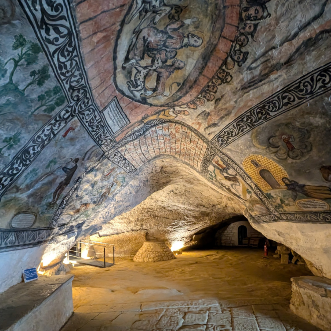 Ojo Guareña

La Cueva y Ermita de San Bernabé en Ojo Guareña, Burgos: Un viaje al corazón de la historia y la naturaleza
Introducción a la Cueva y Ermita de San...

Leer más: turismocamper.es/ojo-guarena/?f… 

#arterupestre #Burgos #CastillayLeón #CuevaSanBernabé #cuevasenEspaña #entor...