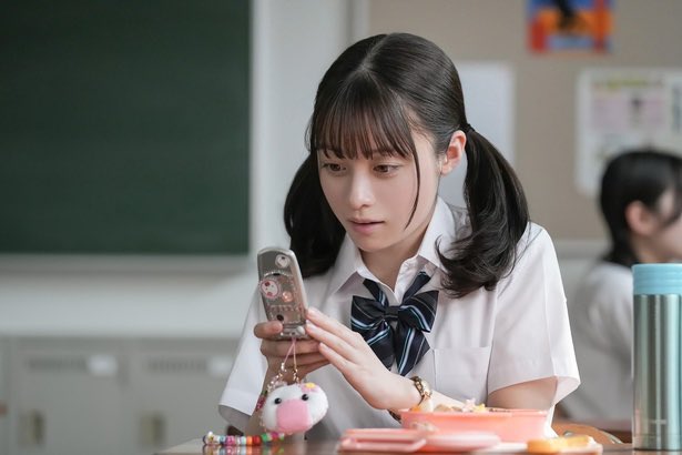 _Rev_Moka's tweet photo. 大好きなツインテール環奈ちゃんいっぱいみれて幸せすぎ〜〜🫶🏻🫶🏻❣️❣️
表情も明るくなってちゃんと毎日楽しんでそうで本当に良かった😭✨

#朝ドラおむすび #橋本純情内科 https://t.co/yej2tlVfUU