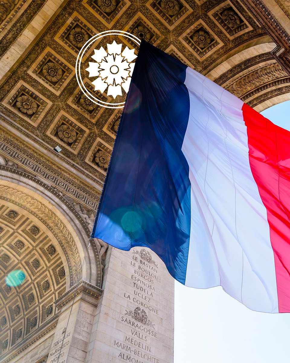 Hommage aux Poilus de la Grande Guerre.  

Hommage et reconnaissance à tous nos soldats morts pour la France et à ceux revenus blessés.   

Qui ont, pour que la France reste libre et que notre drapeau puisse toujours flotter au vent, versé leur sang.