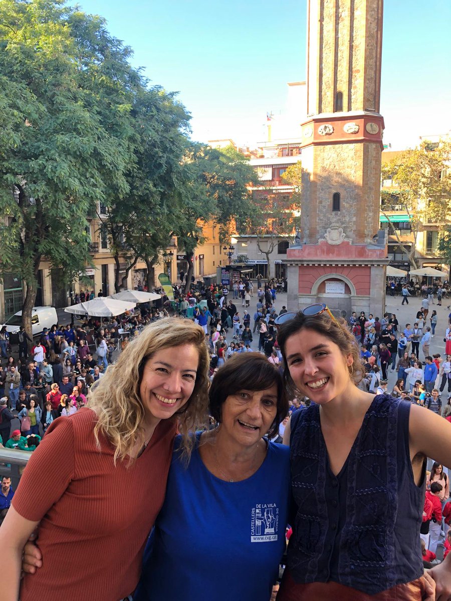 Amb les companyes <a href="/ElisaMiRo3/">ElisA</a> i <a href="/psuarezdb/">Paula Suárez del Busto</a> , vàrem estar acompanyat als <a href="/cvg_cat/">Castellers de la Vila de Gràcia</a> i als seus convidats a la Diada Castellera,<a href="/saballuts/">Saballuts</a> <a href="/CdBCN/">Castellers de Barcelona</a>. Abans de començar es va fer un pilar en record dels damnificats de la Dana. Amunt i pinya Castellers! 💙💙💙