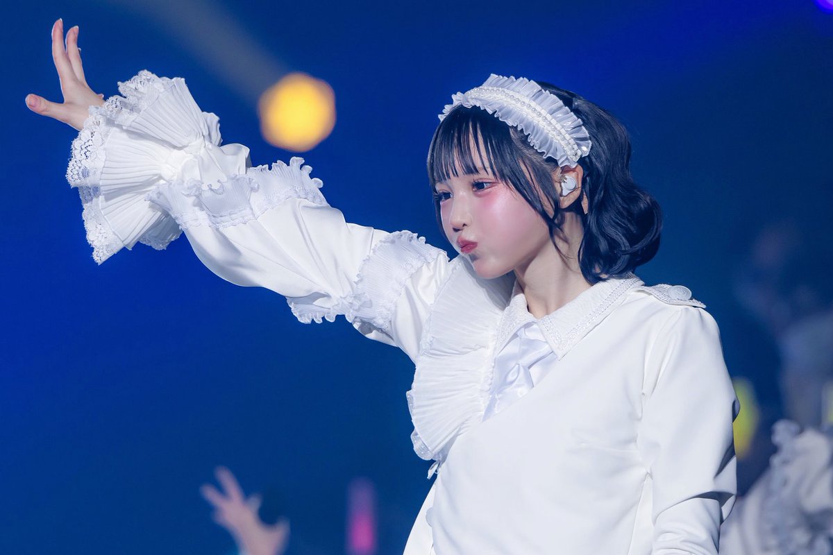 GcGFrYxagAEqWV2.jpg?format=jpg