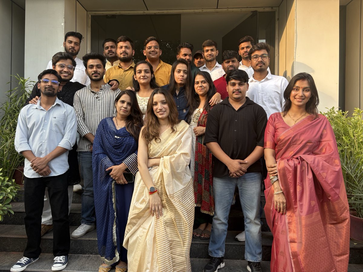 unifycloudin's tweet photo. UnifyCloud Noida Team! @unifycloudllc

ASF Symphony, A-61A, Sector 63, Noida
Uttar Pradesh - 201301
#UnifyCloud #Noida #TeamIndia @cloudatlasinc https://t.co/lNeTSY0eYR