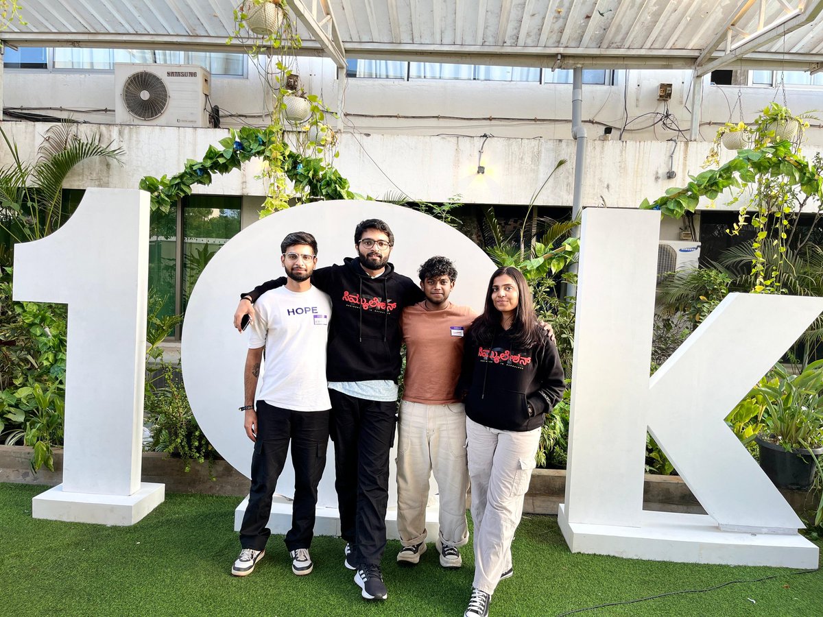 Ritika Shakkerwal ✷ tweet media