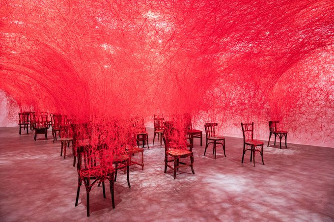 womensart1's tweet photo. Installation from the 'Between Us' exhibition by Japanese artist Chiharu Shiota #womensArt https://t.co/qOQIQP6fyT
