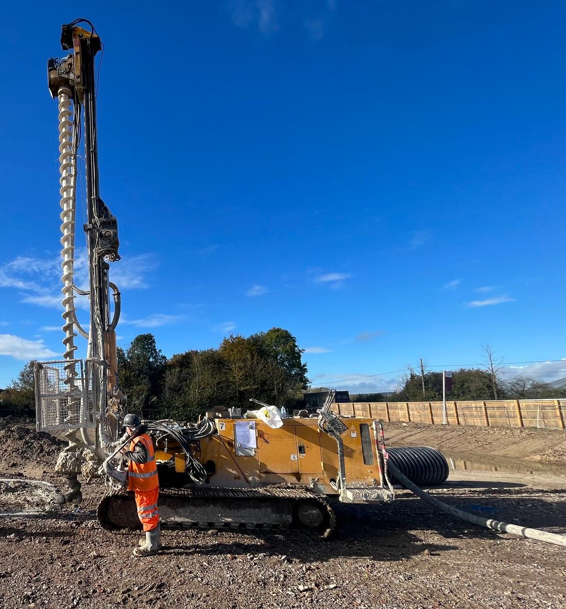 Speedeck's tweet image. Whilst traditional granular working platforms and piled rafts have been the standard in construction, alternative solutions are now changing the landscape. bit.ly/4fuOfMf
#Piling #PilingConstruction #Piles #PiledRaft #PilingRig #Pilemat #Construction