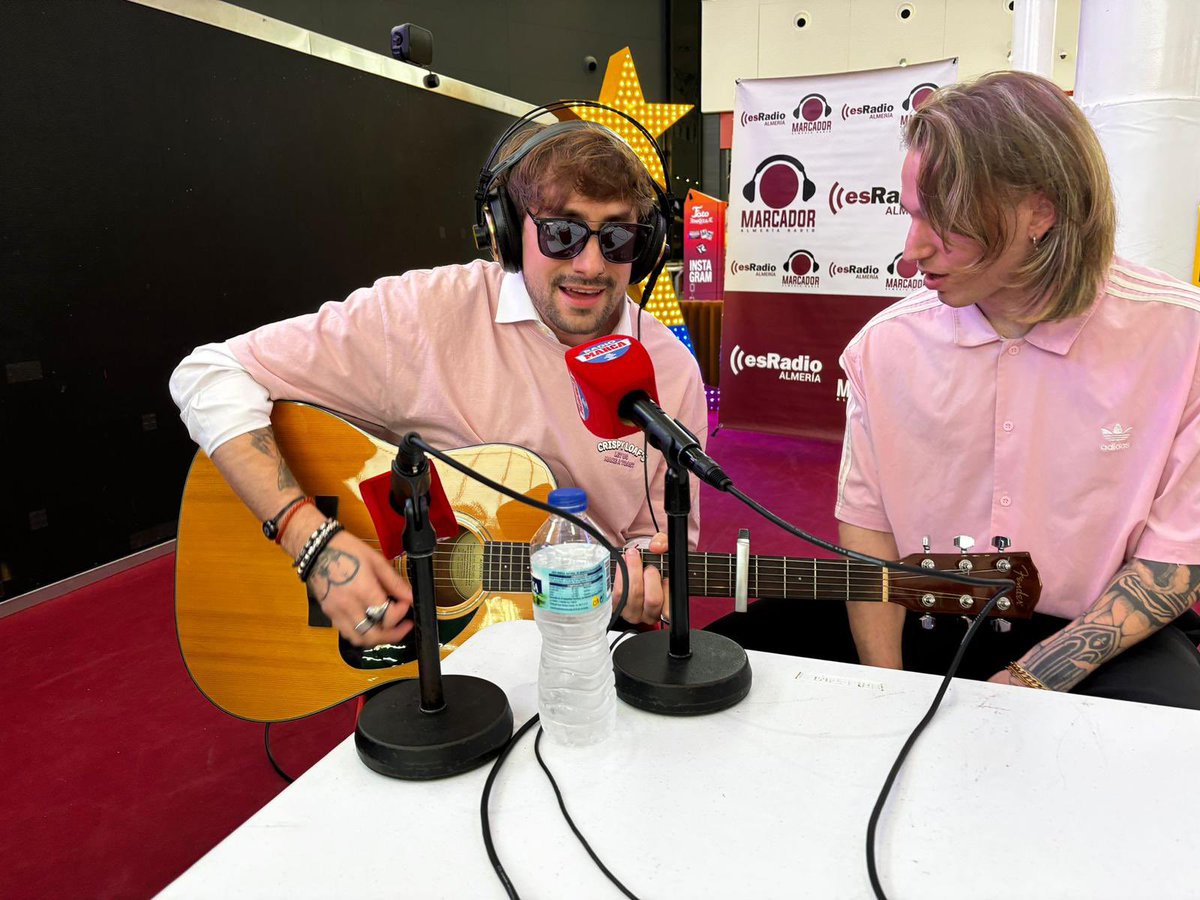 El pasado día 8, como cada último viernes del mes , en la plaza del cine con Talento Marca, descubriendo artistas emergentes y apoyando a la cultura almeriense.
#TalentoMarca #CCTorrecardenas