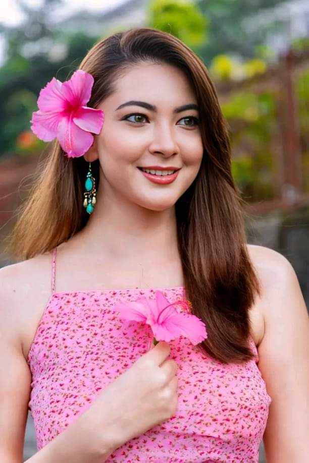 beautiful actress Anjana Baraili