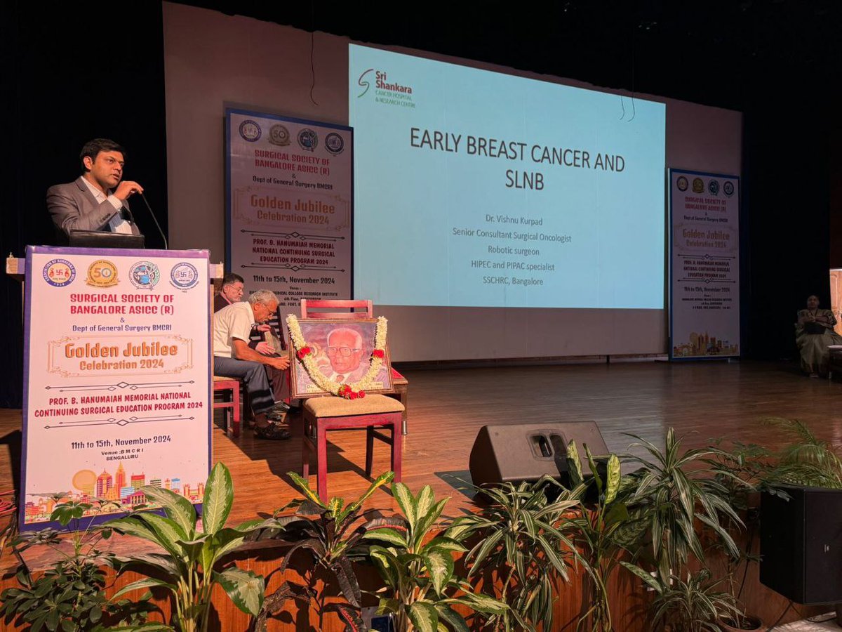 shankaracancer's tweet image. Dr Vishnu Kurpad from @shankaracancer, presented on ‘Early Breast Cancer &amp;amp; SLNB’ at the Prof. B. Hanumaiah Memorial National Continuing Surgical Education Program '24 on November 11th. His talk emphasized early detection and SLNB's role in treatment. 

#EarlyBreastCancer #SLNB