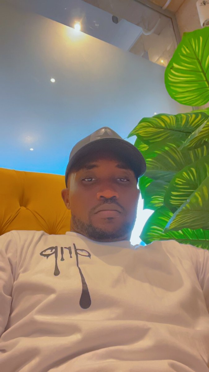 adegbaye007's tweet photo. “Success is walking from failure to failure, with no loss of enthusiasm”.
It’s another fresh start on the grind ♻️…. I love Mondays 😁
#MondayMotivation
#cityengineer
#constructionlife
#projectmanager https://t.co/NGglPvbXLv