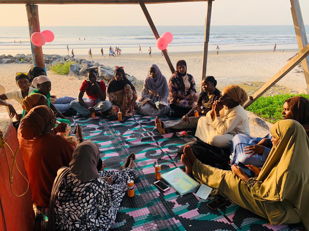 Safespace4_G's tweet image. Over the weekend, we held a Peer Collective Healing Session, a space designed to create a safe and supportive environment for young women to explore their journey.

#NavigatingUncertainty gave us an opportunity to reflect, share, learn and unlearn from each other’s experiences.