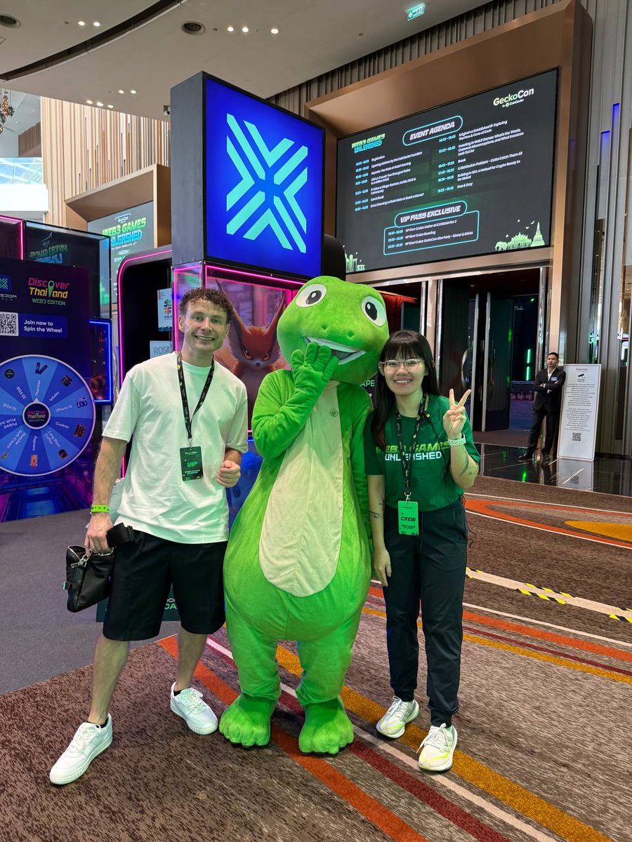 LOCgameio's tweet photo. Thrilled to be at #GeckoCon Web3 Games Unleashed! 🎮Great talks today about the future of Web3 gaming and catching up with Bobby Ong, co-founder of @coingecko. The energy and innovation in this space is incredible.
Looking forward to forging new partnerships and bringing more immersive gaming experiences to our community! 🚀
#Web3Gaming #Blockchain #GameFi #GeckoCon2024