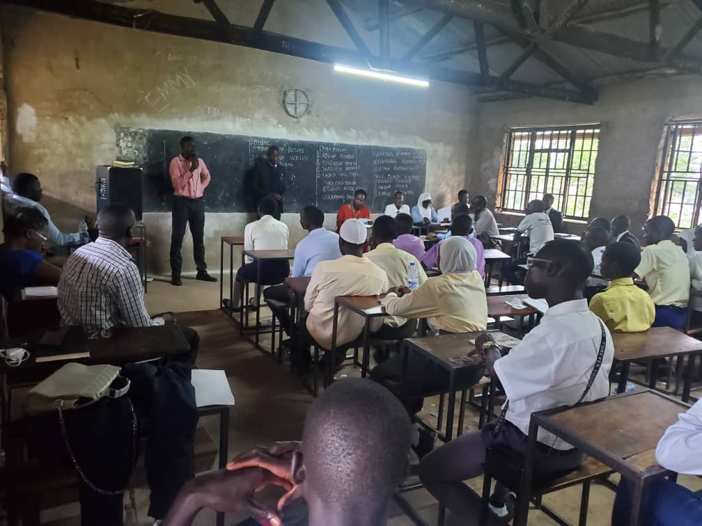 edonuema's tweet photo. Had a fantastic weekend in Hoima! Attended the City and District Council Plus—Nakaseke District Council—and had the pleasure of sharing with the students about servant leadership. Excited for what’s ahead.
#E4U
#MAKEUNSAGREATAGAIN https://t.co/SYGPlMwrOt