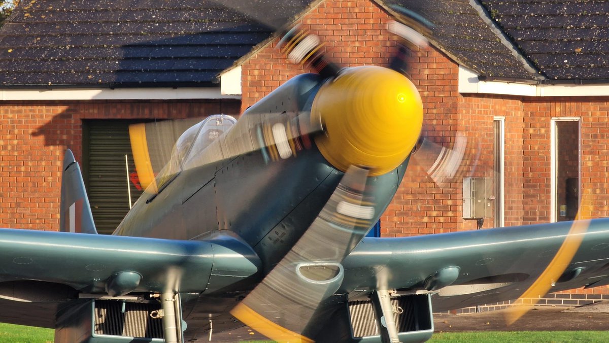 RAFBBMF's tweet photo. Remembrance Day 2024 🌹

Taking to the skies on Remembrance Day the first time in many years, we have been able to fly our Spitfire, PM631, over Lincolnshire in a special sortie to inspire the future generations.  

#lestweforget #remembrance #remembranceday #wewillrememberthem https://t.co/Xenu4qLL66