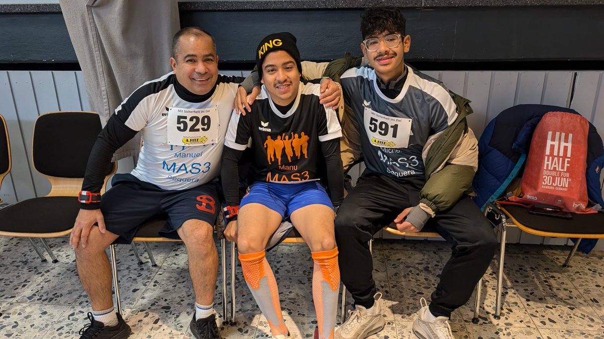 Msequera3's tweet image. Gracias mi Dios feliz y contento con mis dos Tesoros Manu y Michel. Para mí es un sueño está bella experiencia participar con mis dos hijos en esta carrera. Gracias mi Dios el tiempo pasa volando y yo disfrutando mis hijos que ya son unos hombres más fuertes que yo Gracias Dios