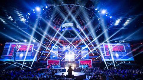 Esports is NOT traditional sports. Why should fans just watch? 🤔

At Arium, we're breaking down barriers. Every gamer deserves more than being a spectator—be a competitor, earn, and redefine the game. Let's make every fan an e-athlete. 🎮 #EsportsRevolution #CloudGaming #P2E