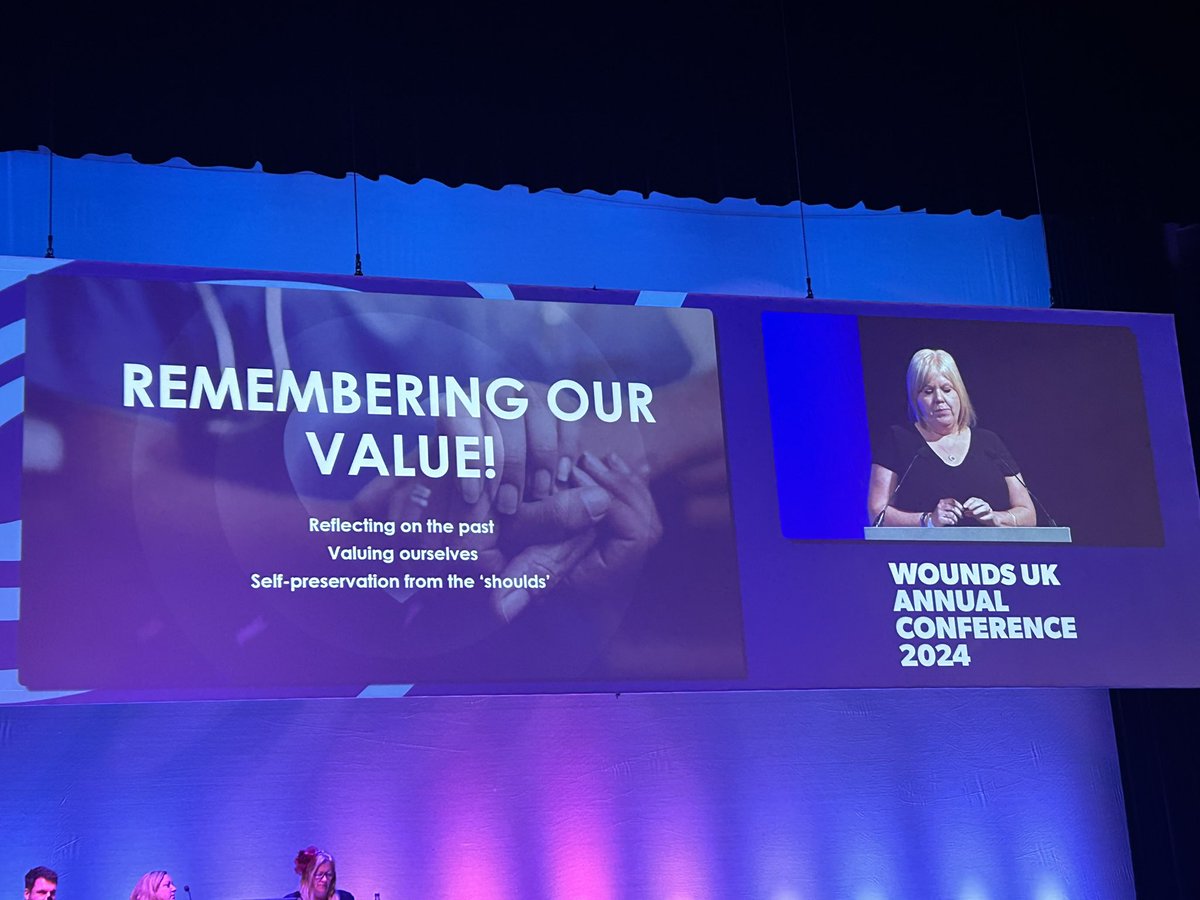 PAHTVNs's tweet photo. @NHSHarlow very appropriate theme in @Wounds_UK and also at this time of change in PAH ❤️ https://t.co/lR59WHMf3q