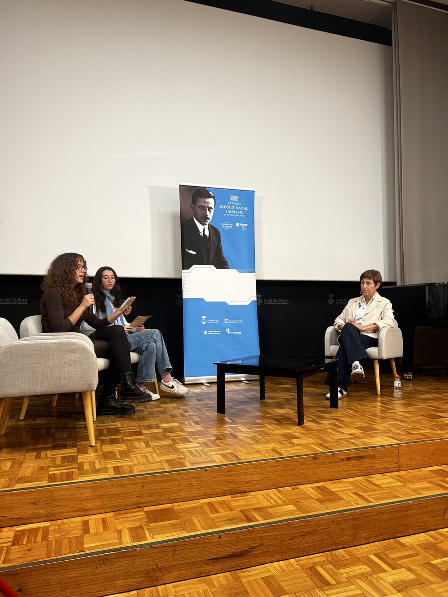 Càtedra Hipòlit Nadal de Revistes en Català (@catedrahnadal) on Twitter photo 2a Jornada sobre "Converses amb la Revista de Catalunya"
Moltes gracies a tots i totes per la vostra participació i assistència.
PilarGarcíaSedas
<a href="/LluisaJulia/">Lluïsa Julià</a>
Amb el suport de <a href="/revistesAPPEC/">APPEC · Editors de Revistes i Digitals</a> i <a href="/univgirona/">Universitat de Girona</a> i la collaboració de
<a href="/elportdelaselva/">El Port de la Selva</a> i <a href="/RevistaCat/">Revista de Catalunya</a>
<a href="/UdGLletres/">Facultat de Lletres UdG</a> 2a Jornada sobre "Converses amb la Revista de Catalunya"
Moltes gracies a tots i totes per la vostra participació i assistència.
PilarGarcíaSedas
<a href="/LluisaJulia/">Lluïsa Julià</a>
Amb el suport de <a href="/revistesAPPEC/">APPEC · Editors de Revistes i Digitals</a> i <a href="/univgirona/">Universitat de Girona</a> i la collaboració de
<a href="/elportdelaselva/">El Port de la Selva</a> i <a href="/RevistaCat/">Revista de Catalunya</a>
<a href="/UdGLletres/">Facultat de Lletres UdG</a>