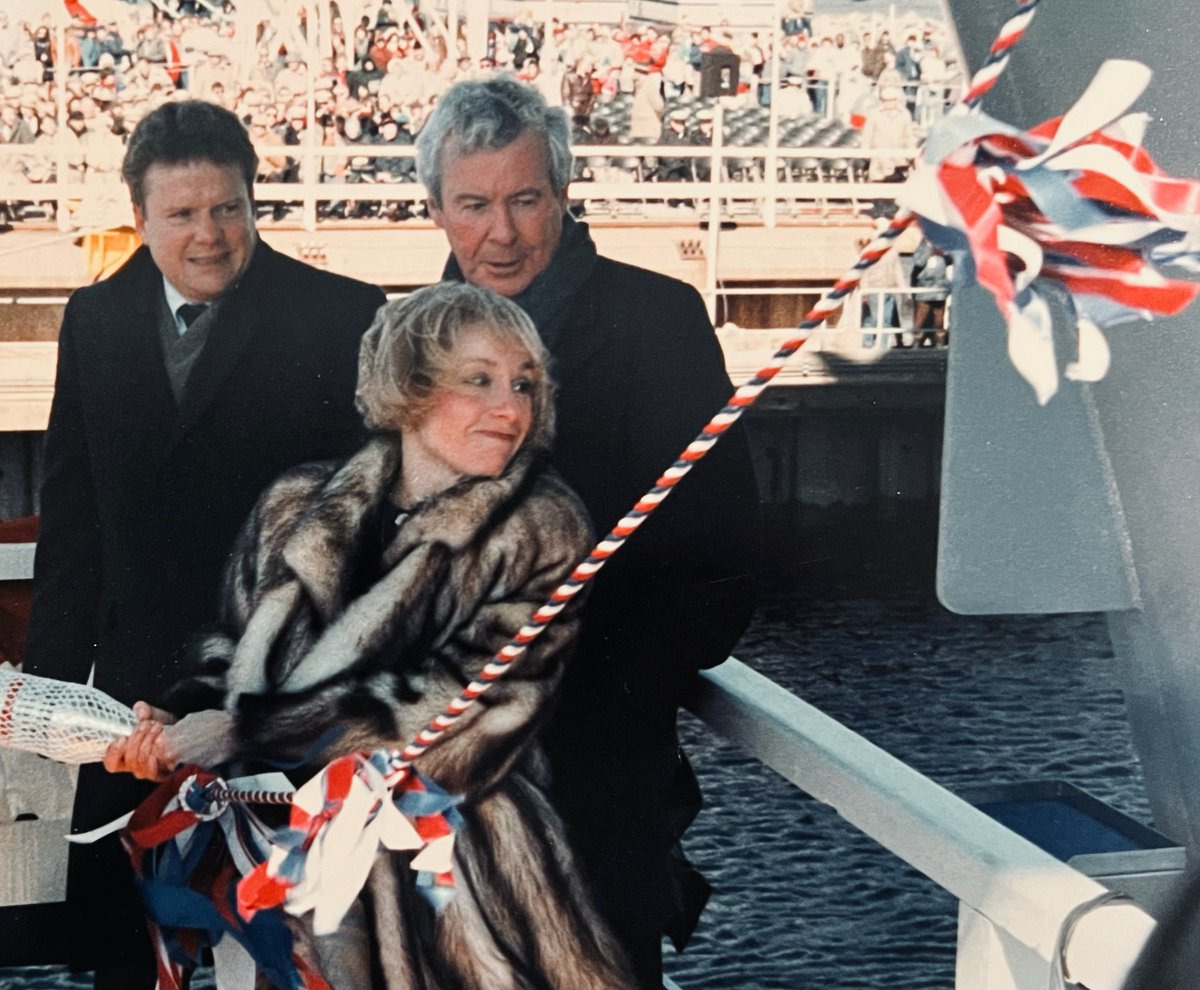 CVN_72's tweet photo. Today #LincolnNation celebrates the 35th anniversary of USS Abraham Lincoln’s commissioning. 

Over the past 35 years, scores of @USNavy  Sailors have honorably served and sailed our great ship around the world in service to our nation. 

#ShallNotPerish #CVN72 #CSG3 #VeteransDay https://t.co/PvIjlb0Ug3