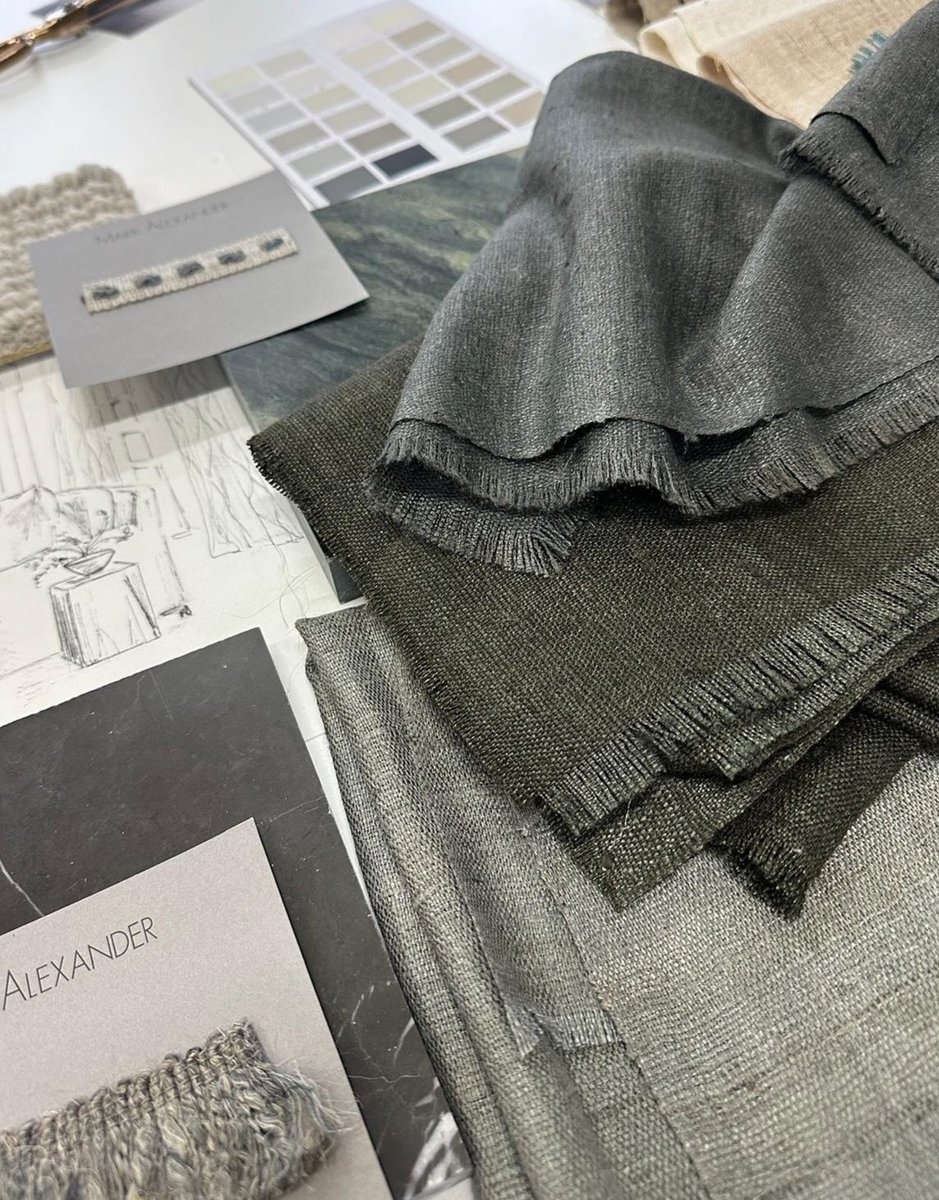 Curtaincraft's tweet photo. Embracing the beauty of subtle textures and organic tones with fabrics from the Mark Alexander Haze collection.
Find out more about our bespoke soft furnishings at https://t.co/i8w6YsL51L or https://t.co/RbJYhbVBdO
#markalexander #theromogroup #interiordesign #luxuryinteriors https://t.co/bAFXiCxQsE