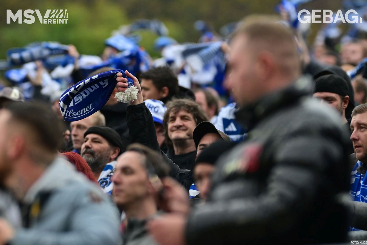 MSVDuisburg's tweet image. Der Besuch der #ZebraFamilie im Stadion am Zoo. Schön war&apos;s 🤗

#MSVereint #WSVMSV