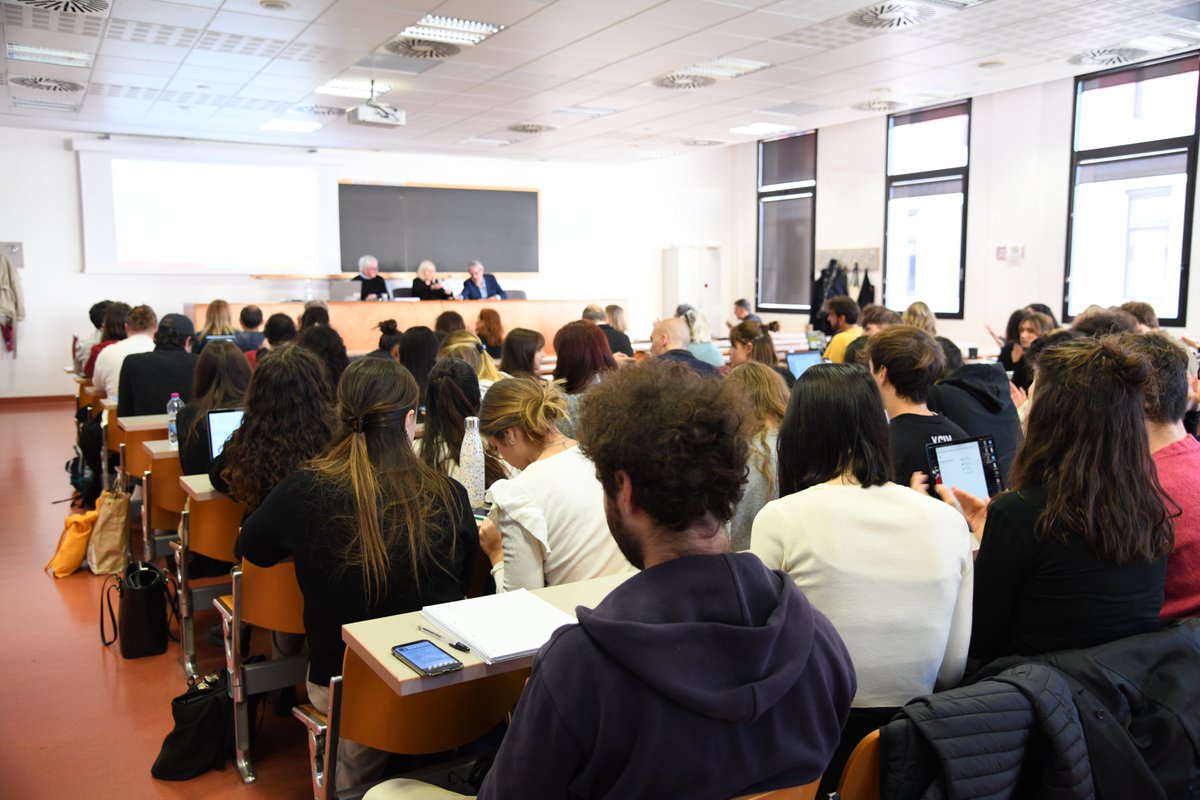 UNI_FIRENZE's tweet image. #100Unifi #UnifiChairs
Desmond McNulty, sociologo esperto di giustizia sociale, docente @UofGlasgow ed ex-parlamentare scozzese ha incontrato stamani gli #studentiUnifi
🗓️Domani, 12/11 h 17, terrà un incontro aperto a tutti nell'Aula magna rettorato
👉u.garr.it/0UzQx