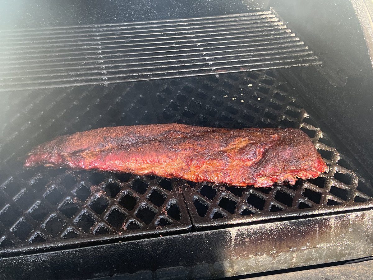 SurfguysHotSauc's tweet photo. Surfguys BBQ seasoning and hot sauces with baby back ribs, baked beans and collard greens.
#bbq #babybackribs #smokedmeat #surfguysbbqrub #therub https://t.co/3tpKNxVzco