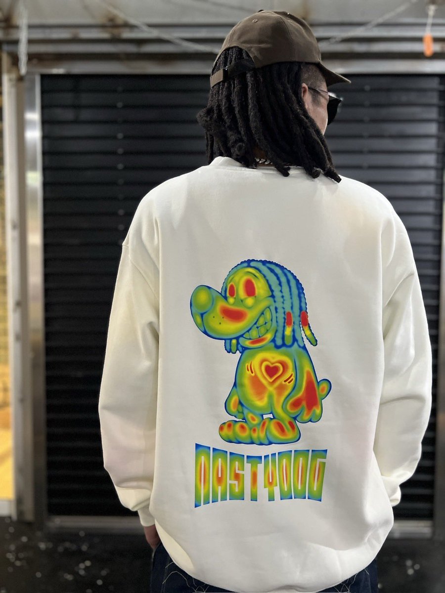 myaka420's tweet photo. ❤️‍🔥NASTY DOG新作発売❤️‍🔥

thermo dog crewneckが
オンラインで発売決定🤝
フロントにはサーモグラフィのロゴ
バックデザインはカラフルで可愛い❤️‍🔥
白黒2色用意してる！

この冬これ着て心温めよ❤️‍🔥

購入はこちらから👇
 https://t.co/Fq0VKrmFAy https://t.co/EPgIj60ktc