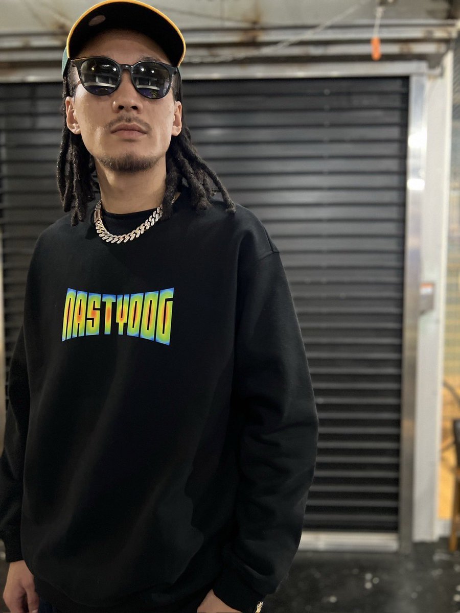 myaka420's tweet photo. ❤️‍🔥NASTY DOG新作発売❤️‍🔥

thermo dog crewneckが
オンラインで発売決定🤝
フロントにはサーモグラフィのロゴ
バックデザインはカラフルで可愛い❤️‍🔥
白黒2色用意してる！

この冬これ着て心温めよ❤️‍🔥

購入はこちらから👇
 https://t.co/Fq0VKrmFAy https://t.co/EPgIj60ktc