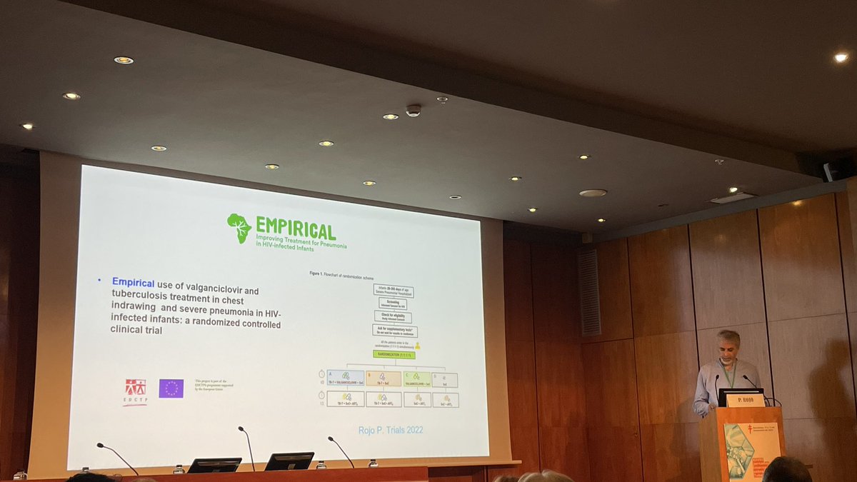 Pablo Rojo de <a href="/hospital12Oct/">Hospital 12 Octubre</a> <a href="/seipweb/">SEIP</a> <a href="/SEIMC_/">SEIMC</a> presenta sobre la TB y el VIH en niños, profundizando en diagnóstico, tratamiento y ensayos clínicos. #TB24