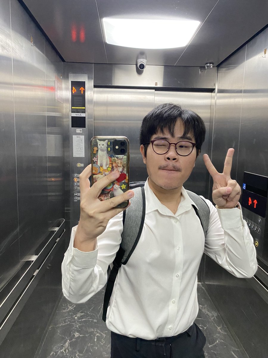 Hoon5801's tweet image. หมีเนย  🐻 🧀 
Say C h E e z E ! !