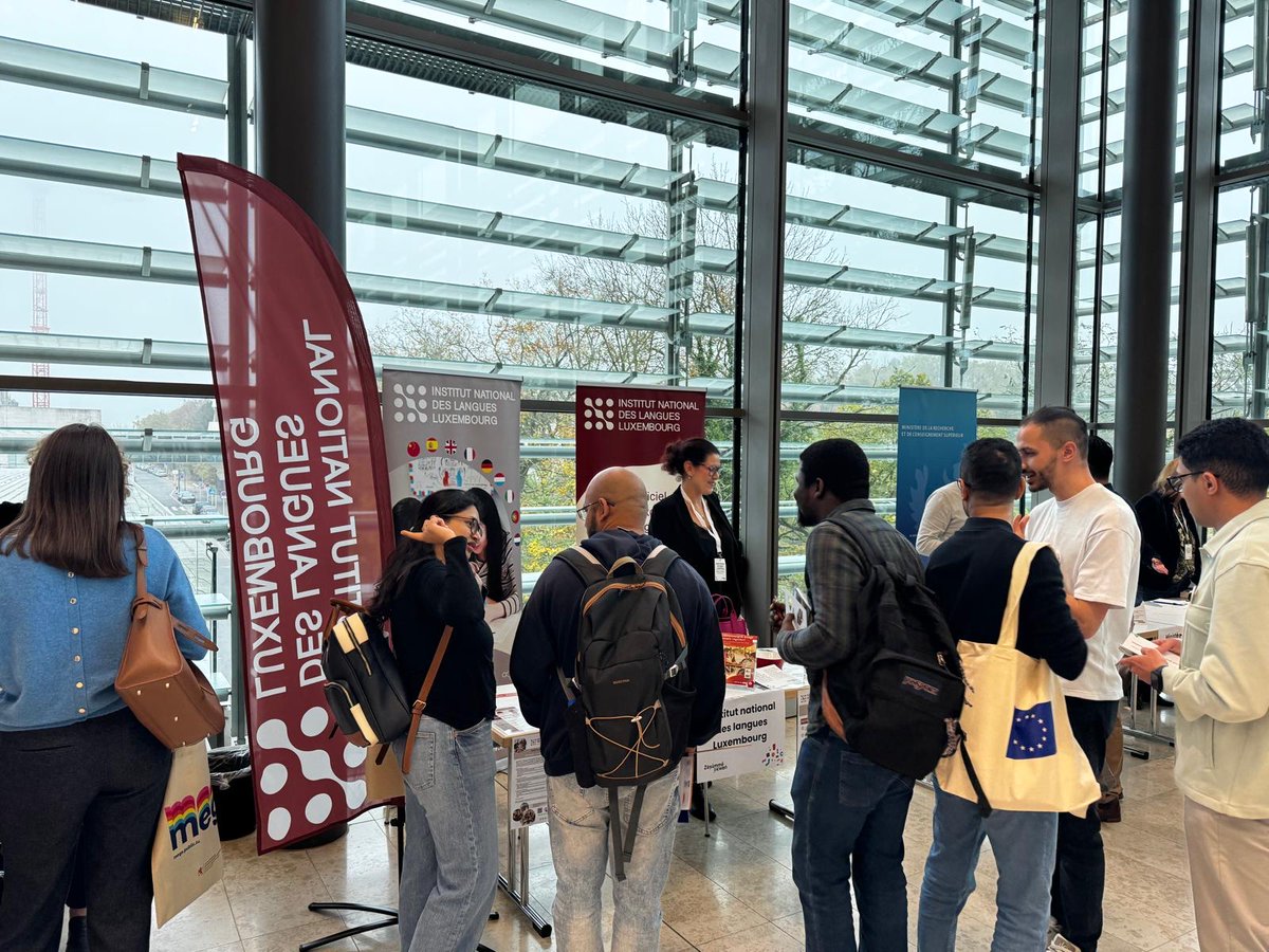 INL_lu's tweet photo. L’INLL était présent samedi, le 9 novembre 2024, à la Journée d’Orientation CAI - Contrat d’accueil et d’intégration au European Convention Center Luxembourg au Kirchberg. #inll #institutnationaldeslanguesluxembourg #eccl #integration #langues #certifications https://t.co/ANd4ZcMlOh